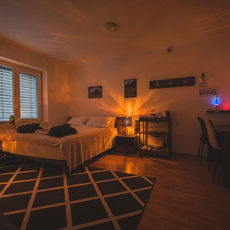 Do Avta Rooms Любляна Екстериор снимка