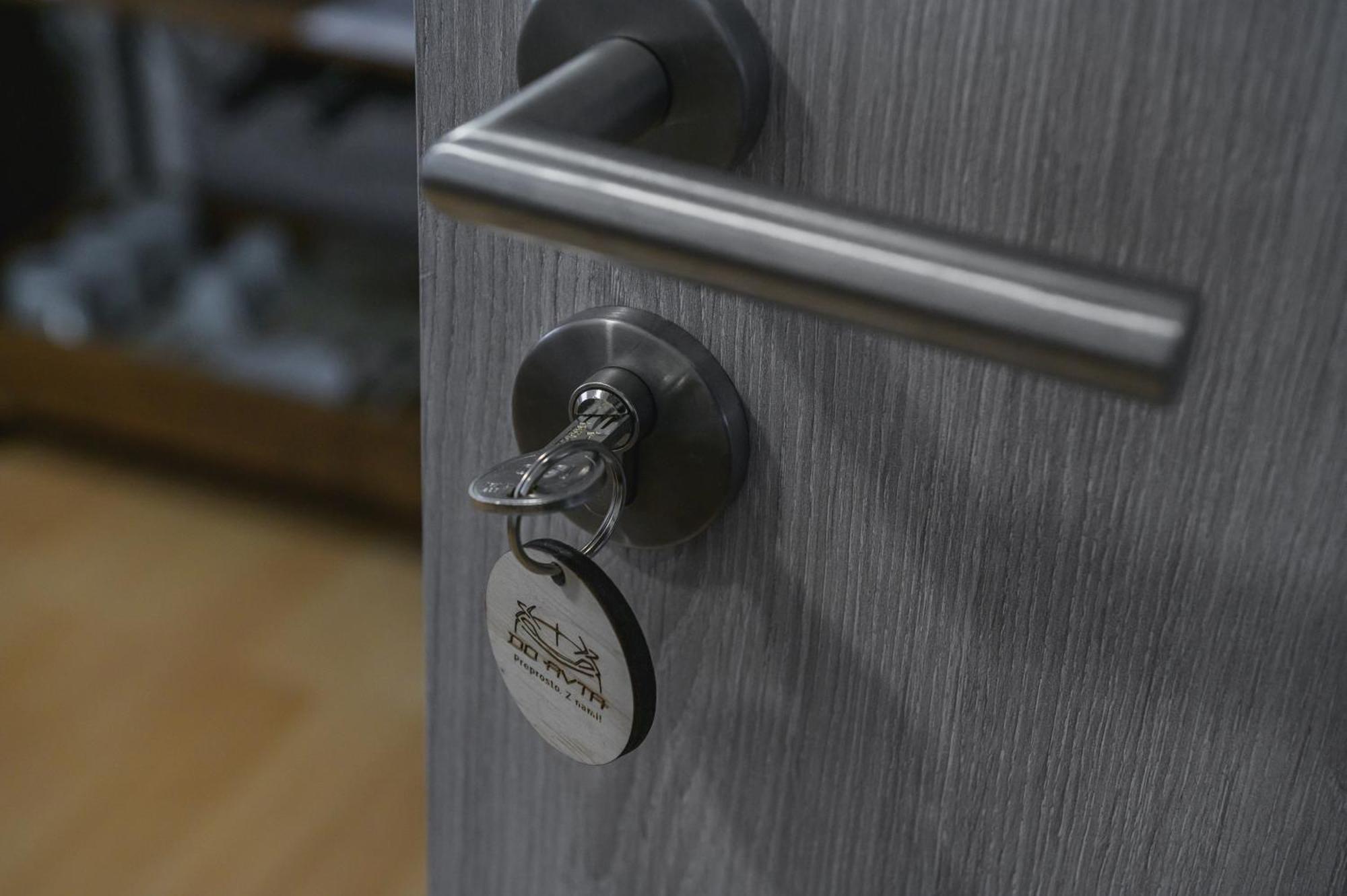Do Avta Rooms Любляна Екстериор снимка