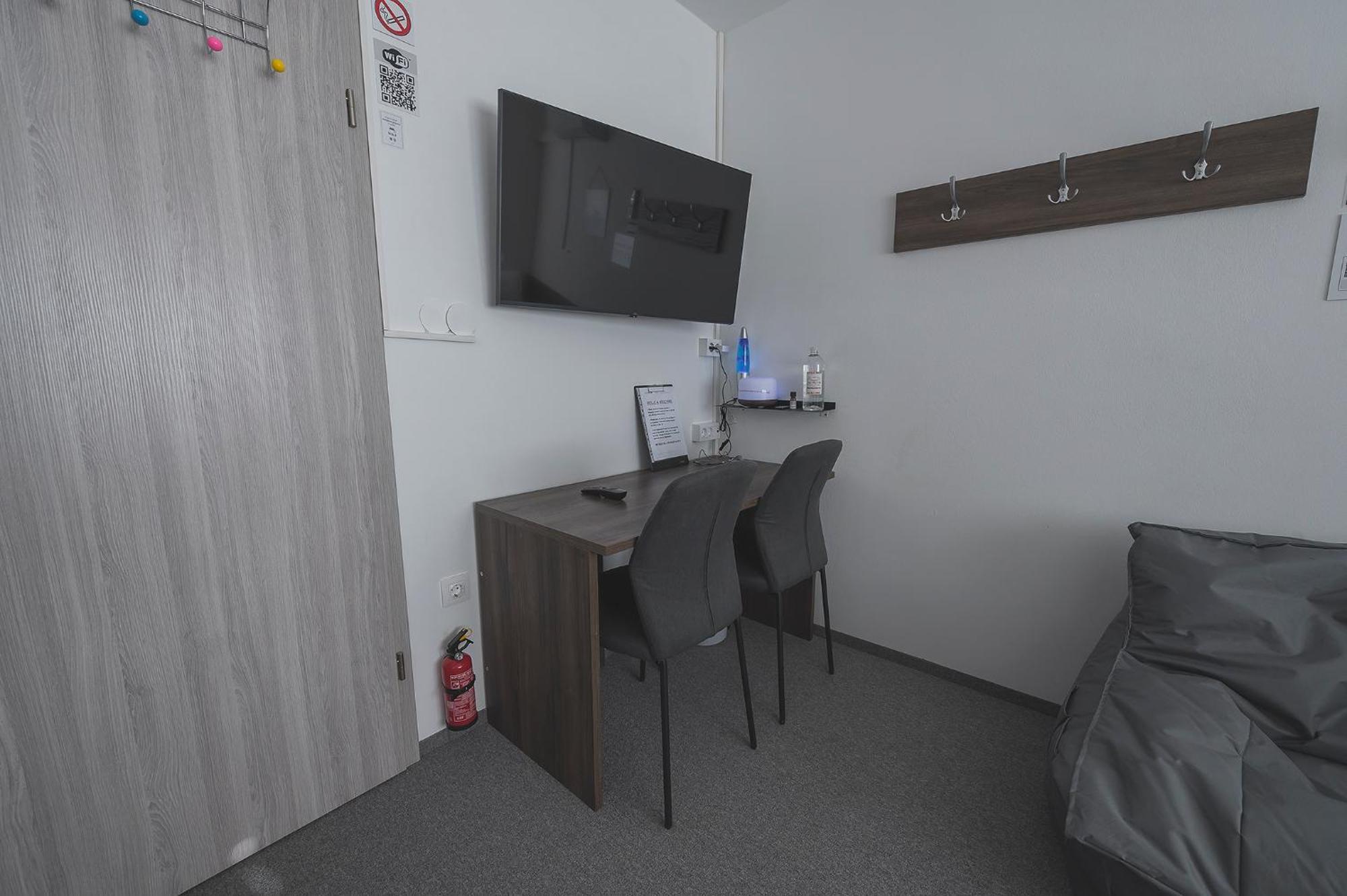 Do Avta Rooms Любляна Екстериор снимка
