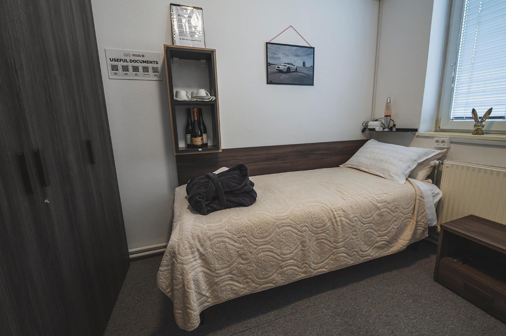 Do Avta Rooms Любляна Екстериор снимка