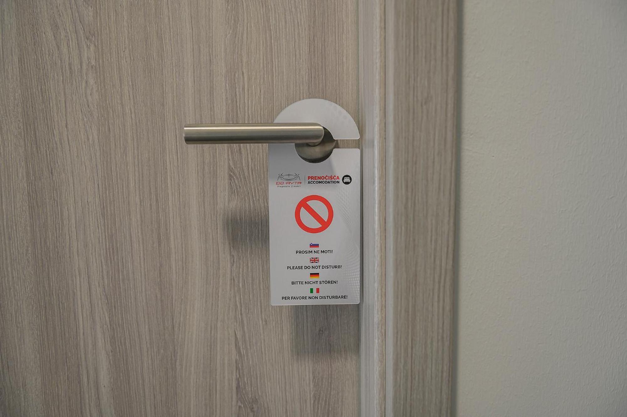 Do Avta Rooms Любляна Екстериор снимка