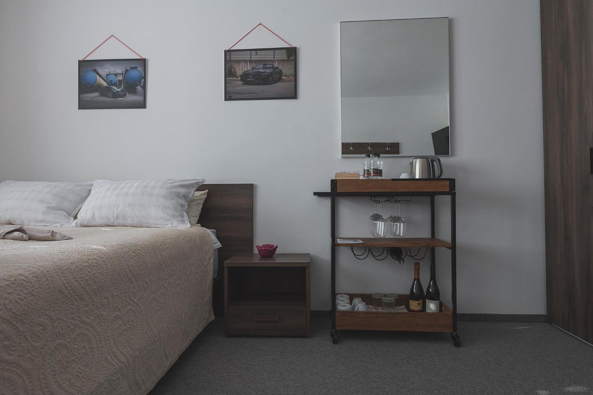 Do Avta Rooms Любляна Екстериор снимка