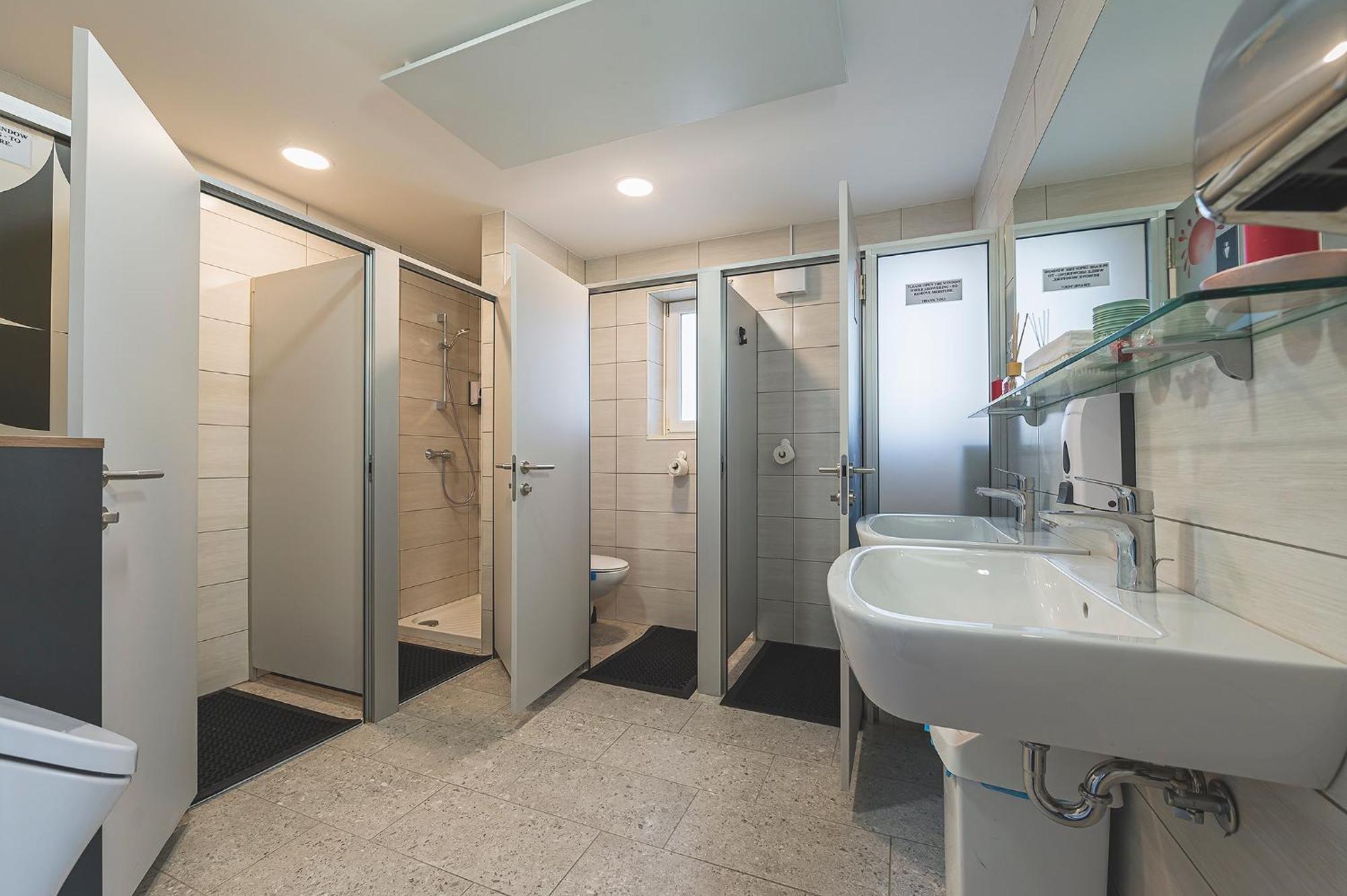 Do Avta Rooms Любляна Екстериор снимка